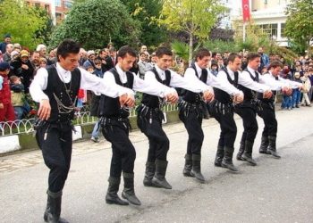 horon nedir horon tarihi horon hangi bolgeye ait oyunumuzdurron