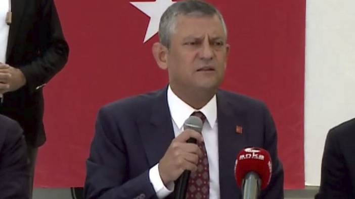 Özgür Özel'e bir şeyler oldu! "Bahçeli'nin açıklamasını kıymetli buluyoruz"