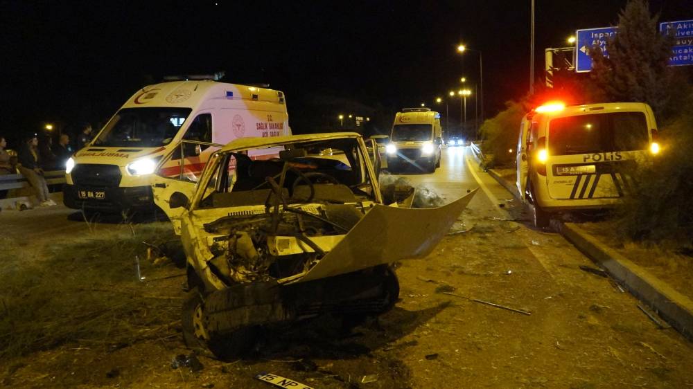 Burdur’da polis kovalamacası felakete dönüştü! 10 yaralı!