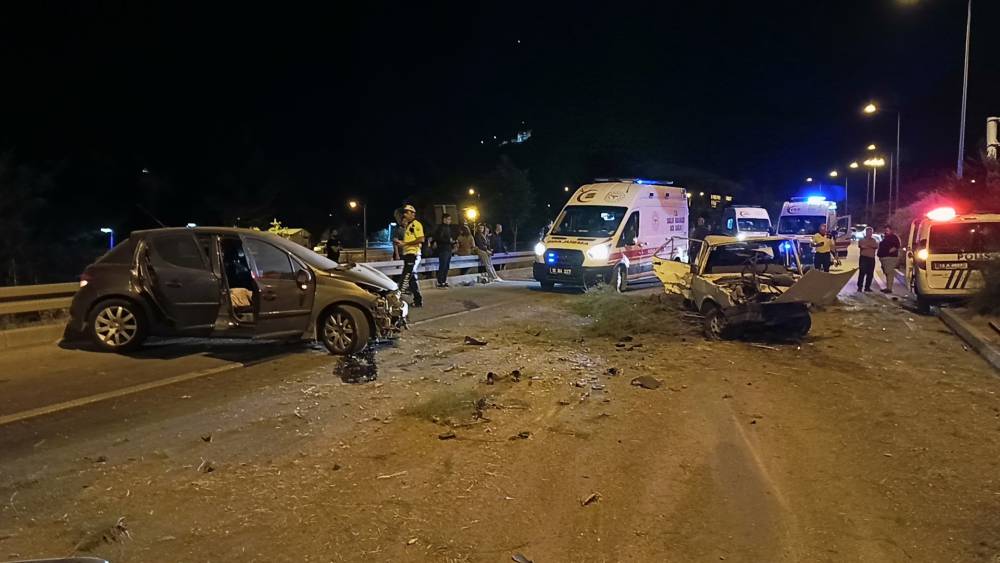 Burdur’da polis kovalamacası felakete dönüştü! 10 yaralı!