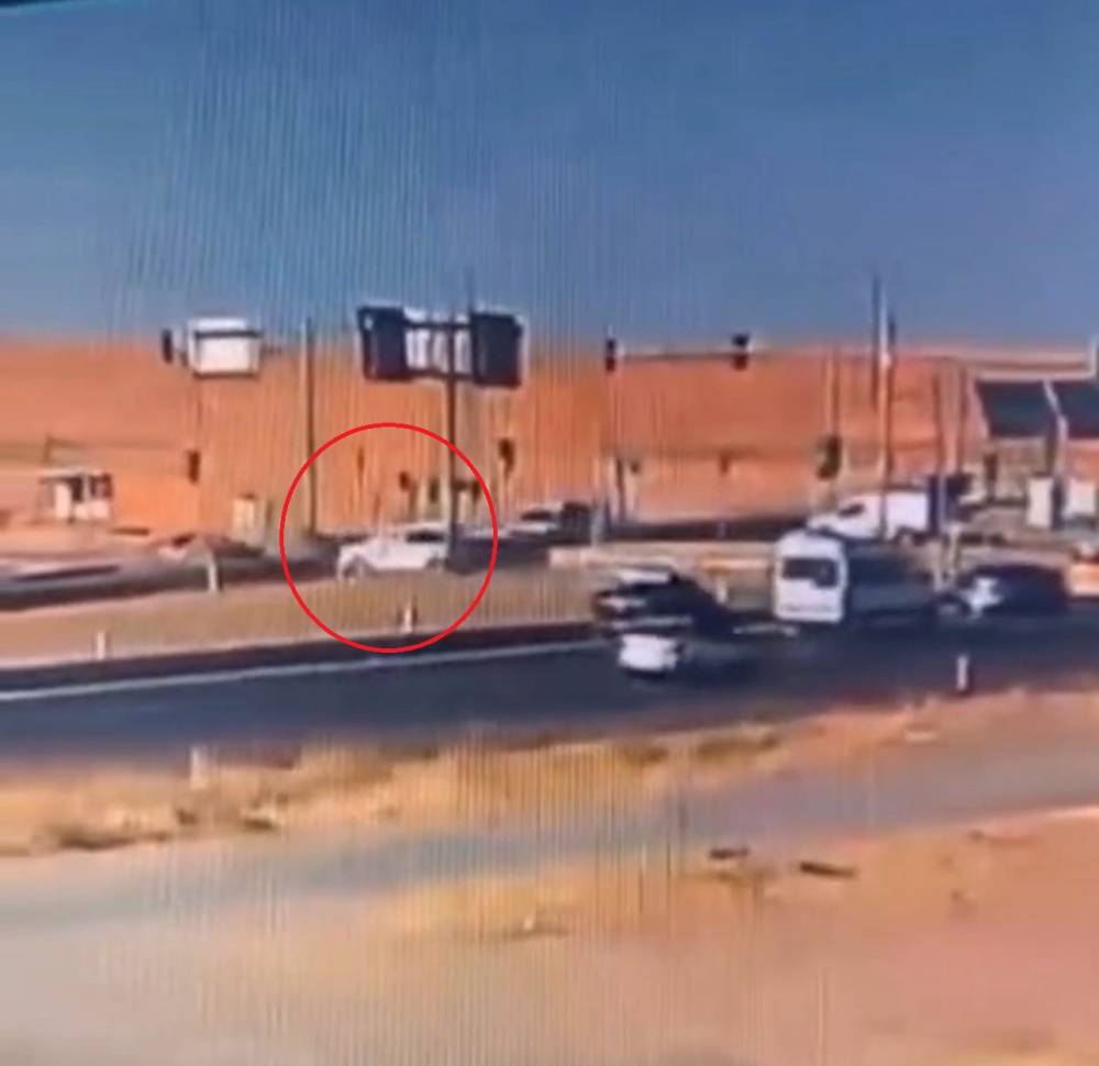 Ters yönde gelen araç ölüm getirdi