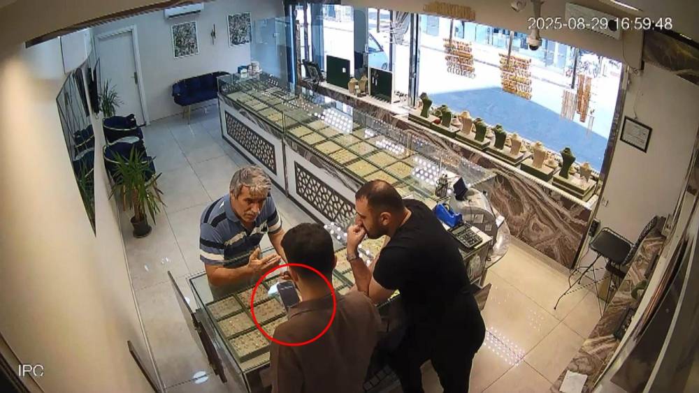 Sahte avukatın planını kuyumcu bozdu