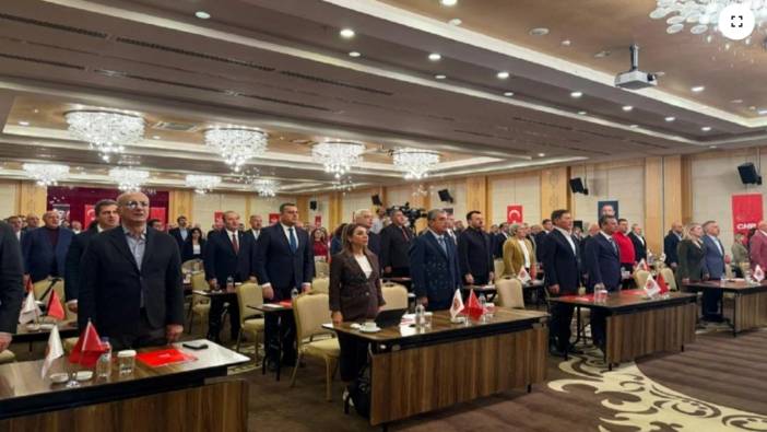 CHP'de Kılıçdaroğlu krizi: İzmir'den 2 vekil kampta yok!