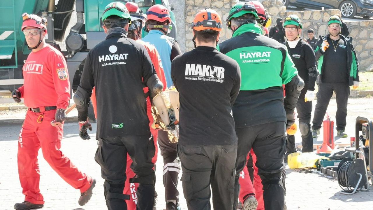 66 Buyuklugunde Deprem Tatbikati Izmirde 1299 Personel 230 Arac Ve Ekipman Katildi (3)